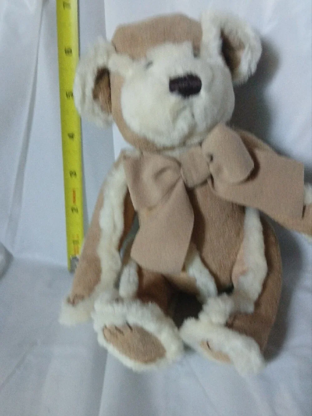 Bath & Body Works Beige and Cream Plush Teddy Bear with Bow
